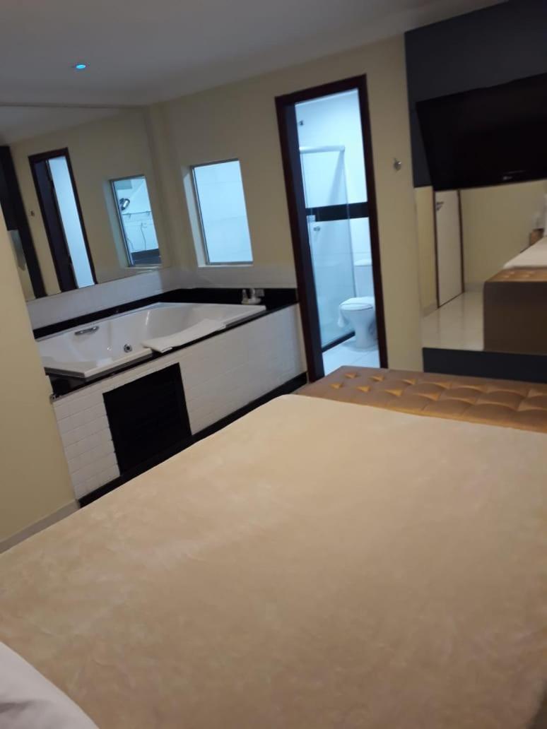 Hotel Sempre Executive Salvador Bagian luar foto